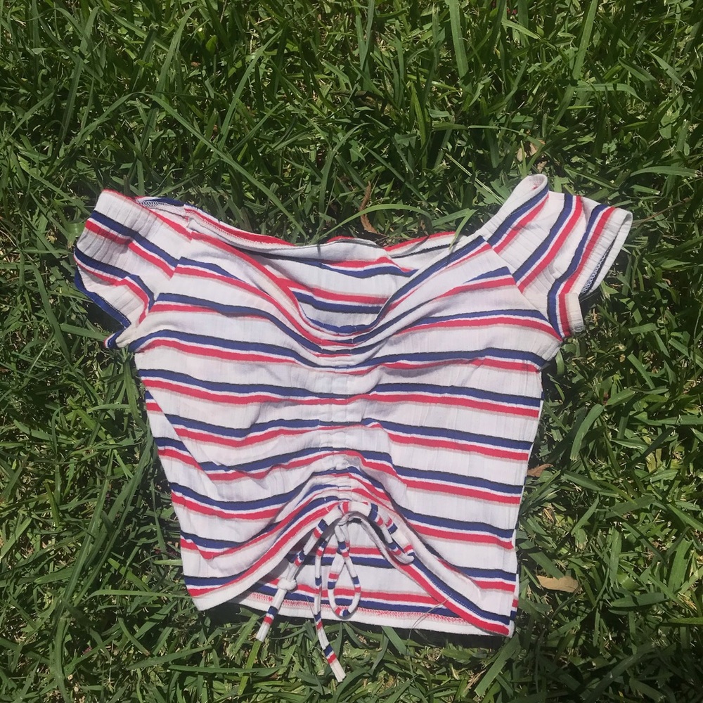 Blue & Red Crop top🎒🧢